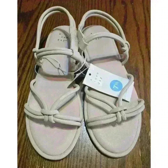 NEW A New Day Lara Ankle Strap Sandals - Picture 5 of 12